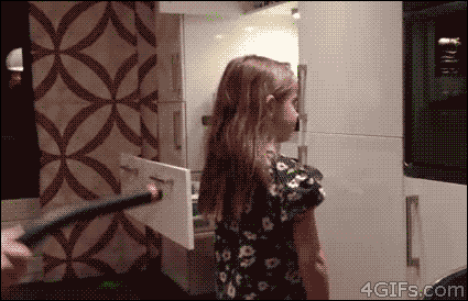 B8AE1.gif
