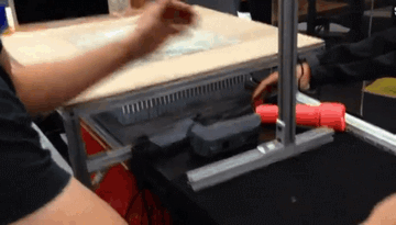 527b6b250804b6decdb5.gif
